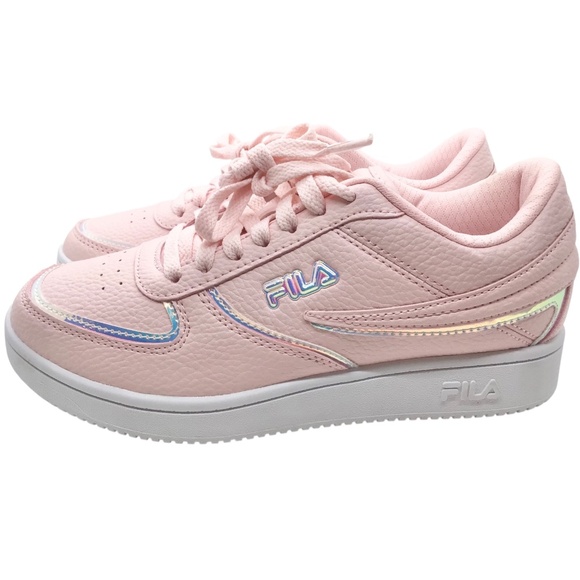 New FILA Women’s Sneakers, Size US Women’s 7.5, Pink Athletic Shoes - Picture 3 of 16